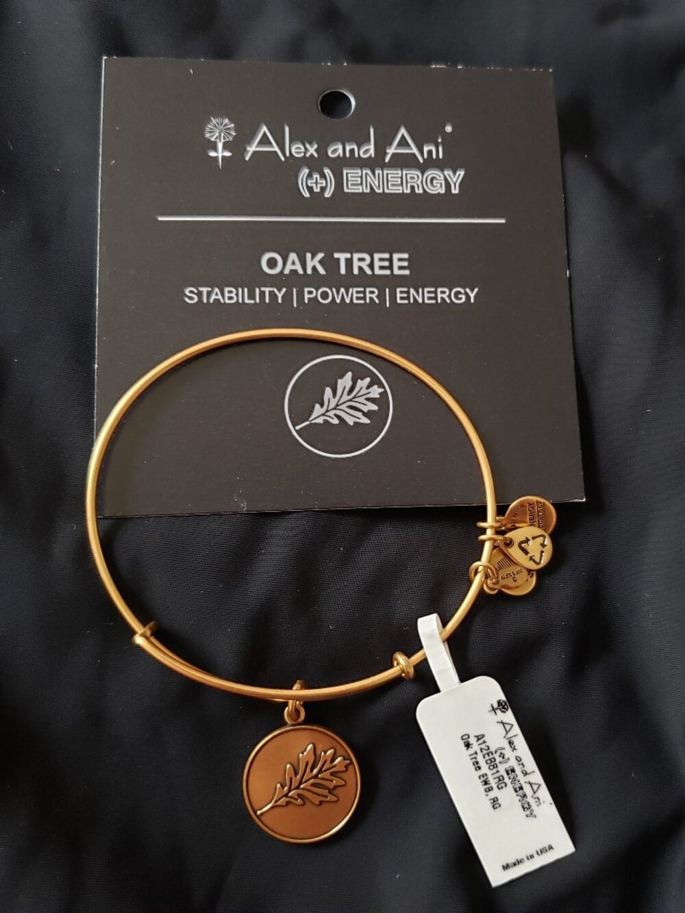☮️ NWT Alex and Ani Gold Oak Tree w / Card Bangle Stability Power